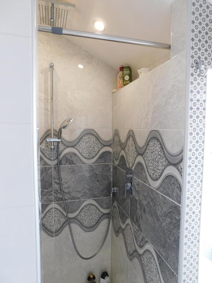 Tina Apartman Prnjavor Ngoại thất bức ảnh