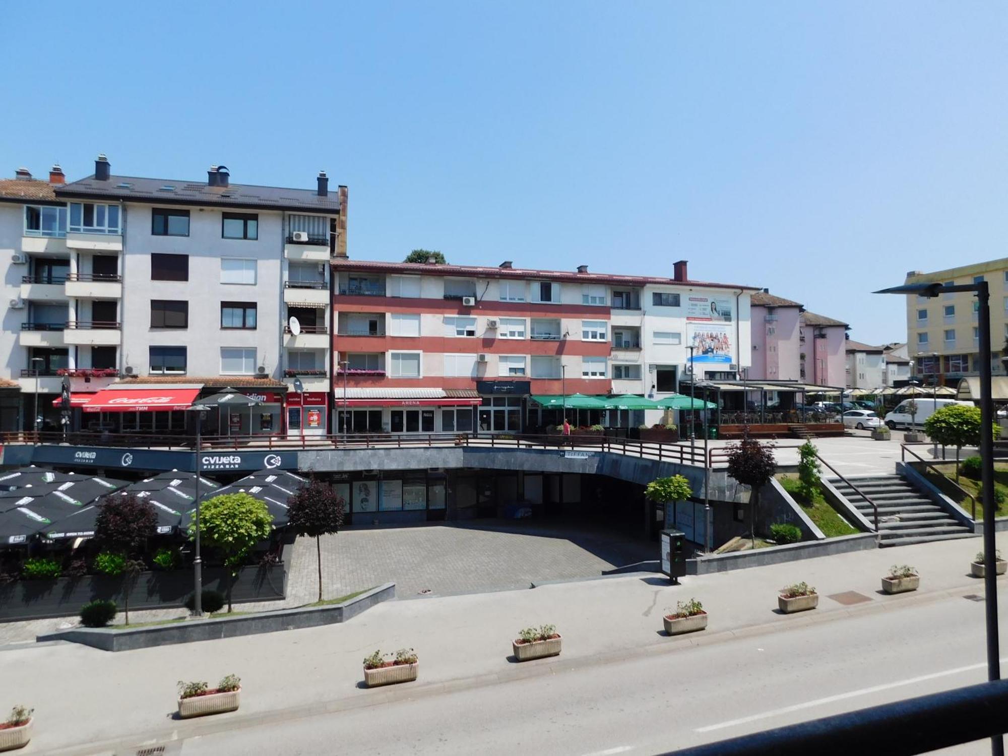 Tina Apartman Prnjavor Ngoại thất bức ảnh